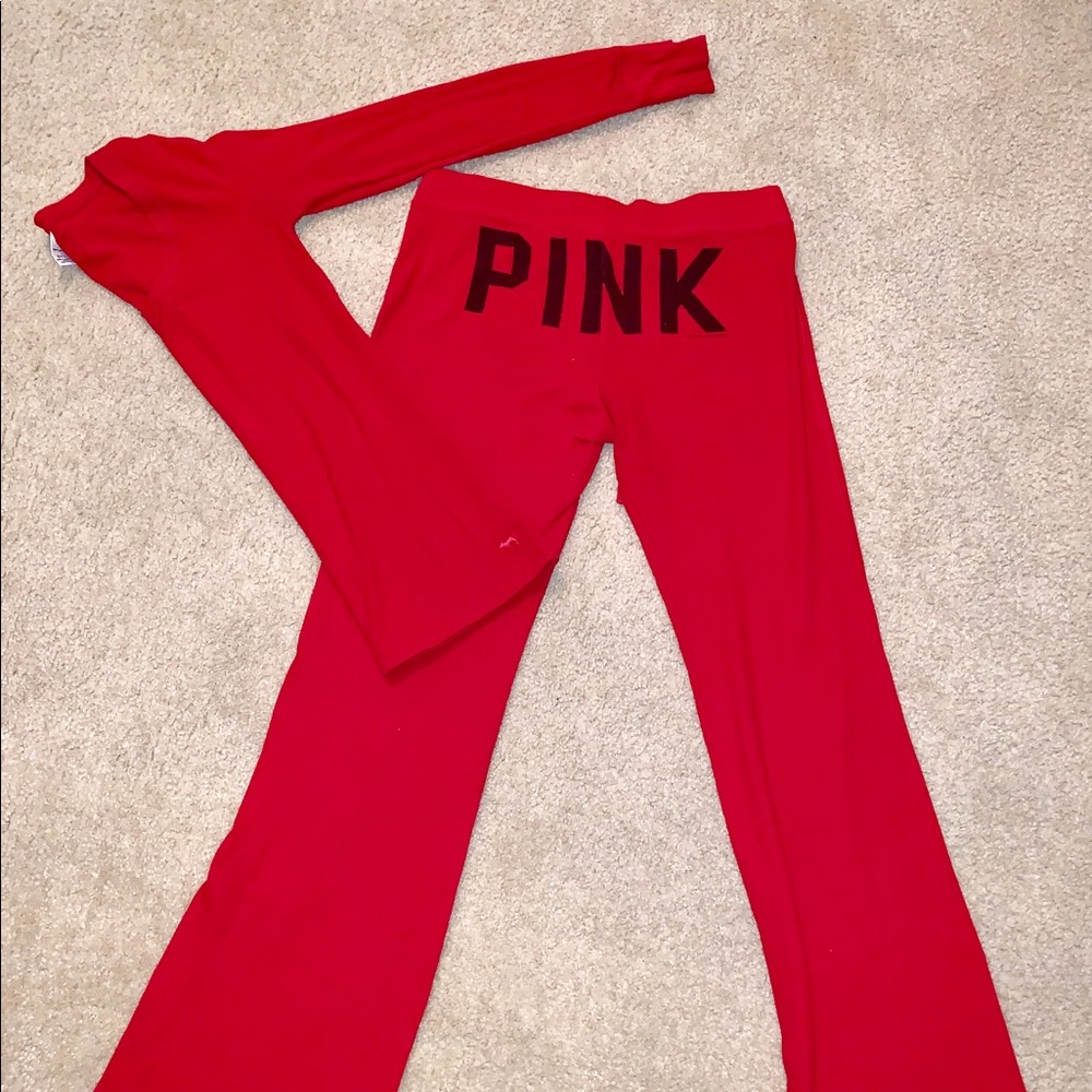 VS PINK thermal sleep set